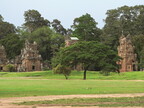 Cambodia Siem Reap North Gate 02